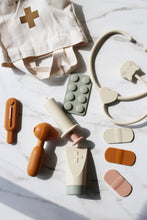 Load image into Gallery viewer, Silicone Doctor Kit Play Set