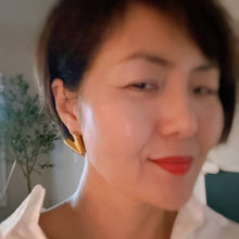 Load image into Gallery viewer, Hey Love Heart Stud Earrings