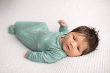 Load image into Gallery viewer, Arrow Print Knotted Newborn Baby Gown Pajamas