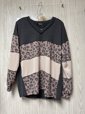 Lovely in Leopard Top