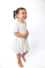 Load image into Gallery viewer, Lilac Buds Tiny Floral SS Pocket Dress