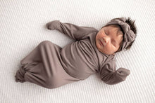 Load image into Gallery viewer, Cocoa Brown Ribbed Knotted Newborn Baby Gown sleepwear