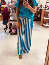 Load image into Gallery viewer, Stripped Pants