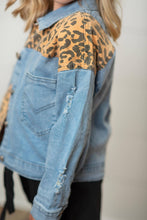 Load image into Gallery viewer, Kids Leopard Patch &amp; Light Wash Denim Button Pocket Jacket