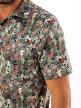 Load image into Gallery viewer, Men's Classic Camo Knit Short Sleeve Performance Polo