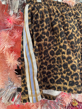 Load image into Gallery viewer, Camila Shorts