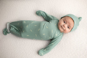 Arrow Print Knotted Newborn Baby Gown Pajamas