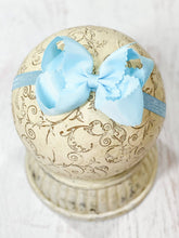 Load image into Gallery viewer, Scalloped Classic Size Bow Headband