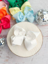Load image into Gallery viewer, Classic Scalloped Bows - Alligator Clip - 4.5&quot;