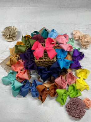 Classic Scalloped Bows - Alligator Clip - 4.5