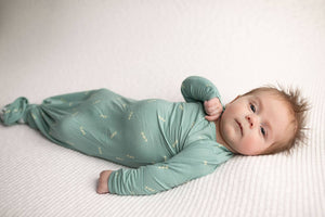 Arrow Print Knotted Newborn Baby Gown Pajamas