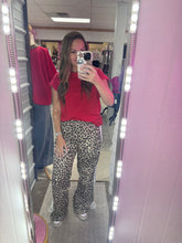 Load image into Gallery viewer, Leopard Windbreakers