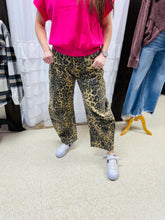 Load image into Gallery viewer, Excuse Me Barrel Jeans