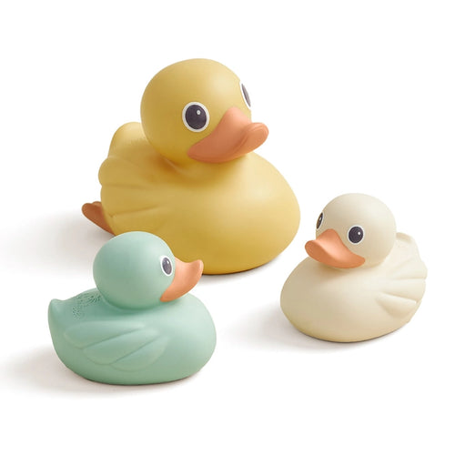 Itzy Duck Family