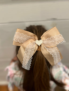 Heart Accent Lace Bows
