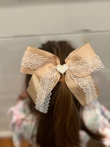 Heart Accent Lace Bows