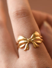 Load image into Gallery viewer, Bow Ring