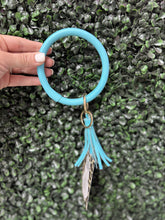 Load image into Gallery viewer, Key Ring Bangle
