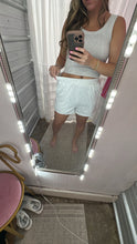 Load image into Gallery viewer, Ribbon Embroidered Shorts