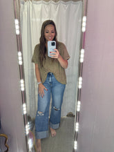 Load image into Gallery viewer, Rosy Jeans