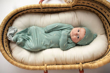 Load image into Gallery viewer, Arrow Print Knotted Newborn Baby Gown Pajamas