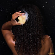 Load image into Gallery viewer, Star Wars™ &amp; Kitsch Rice Water Protein Strengthening Solid Shampoo - C-3PO
