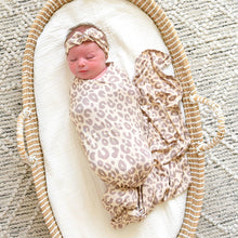 Load image into Gallery viewer, Amari Leopard SWADDLE Bamboo