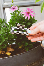 Load image into Gallery viewer, Check Mate Claw Clip