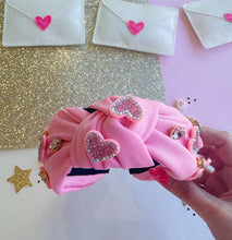 Load image into Gallery viewer, Valentine’s headband - pink 