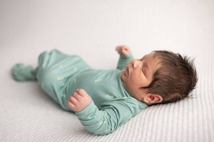 Arrow Print Knotted Newborn Baby Gown Pajamas