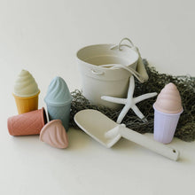 Load image into Gallery viewer, Classic Retro Silicone Ice Cream Beach Set