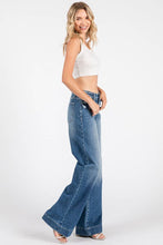 Load image into Gallery viewer, The Everyday Jean