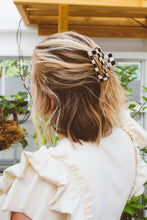 Load image into Gallery viewer, Check Mate Claw Clip