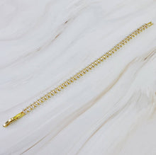 Load image into Gallery viewer, Marquise Cut Sparkle Tennis Bracelet